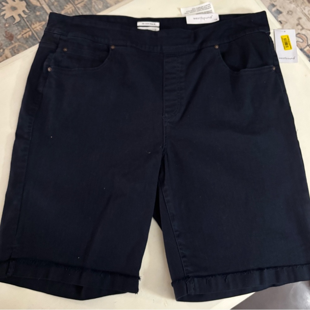 Westbound Women’s Navy Shorts size 18